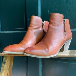 Frye Judith Zip Ankle Bootie